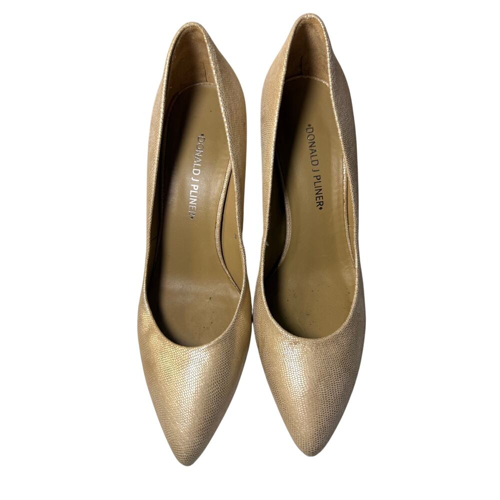Donald J. Pliner Gold Metallic Leather Pointed Heels 7.5